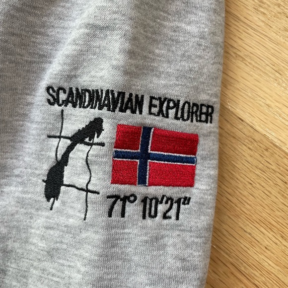 Gray Scandinavian Explorer NORWAY Hoodie Size Small - Picture 6 of 12